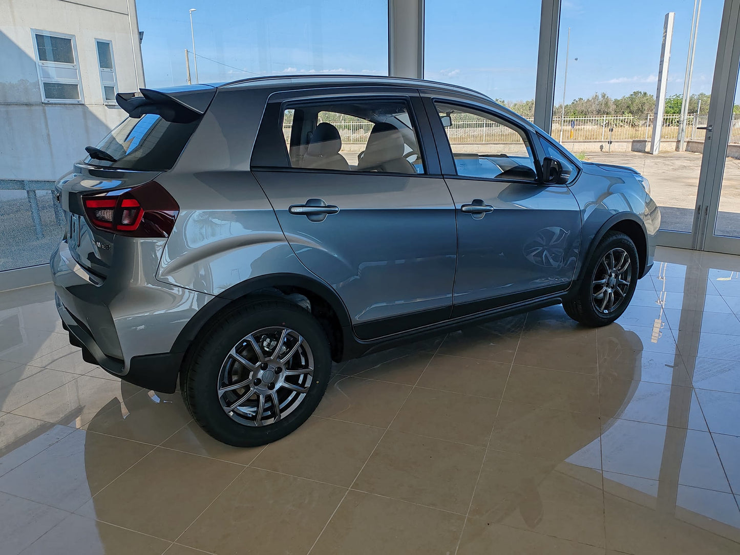 EMC QUATTRO 1.5 MT 103 CV – City‑SUV full optional
