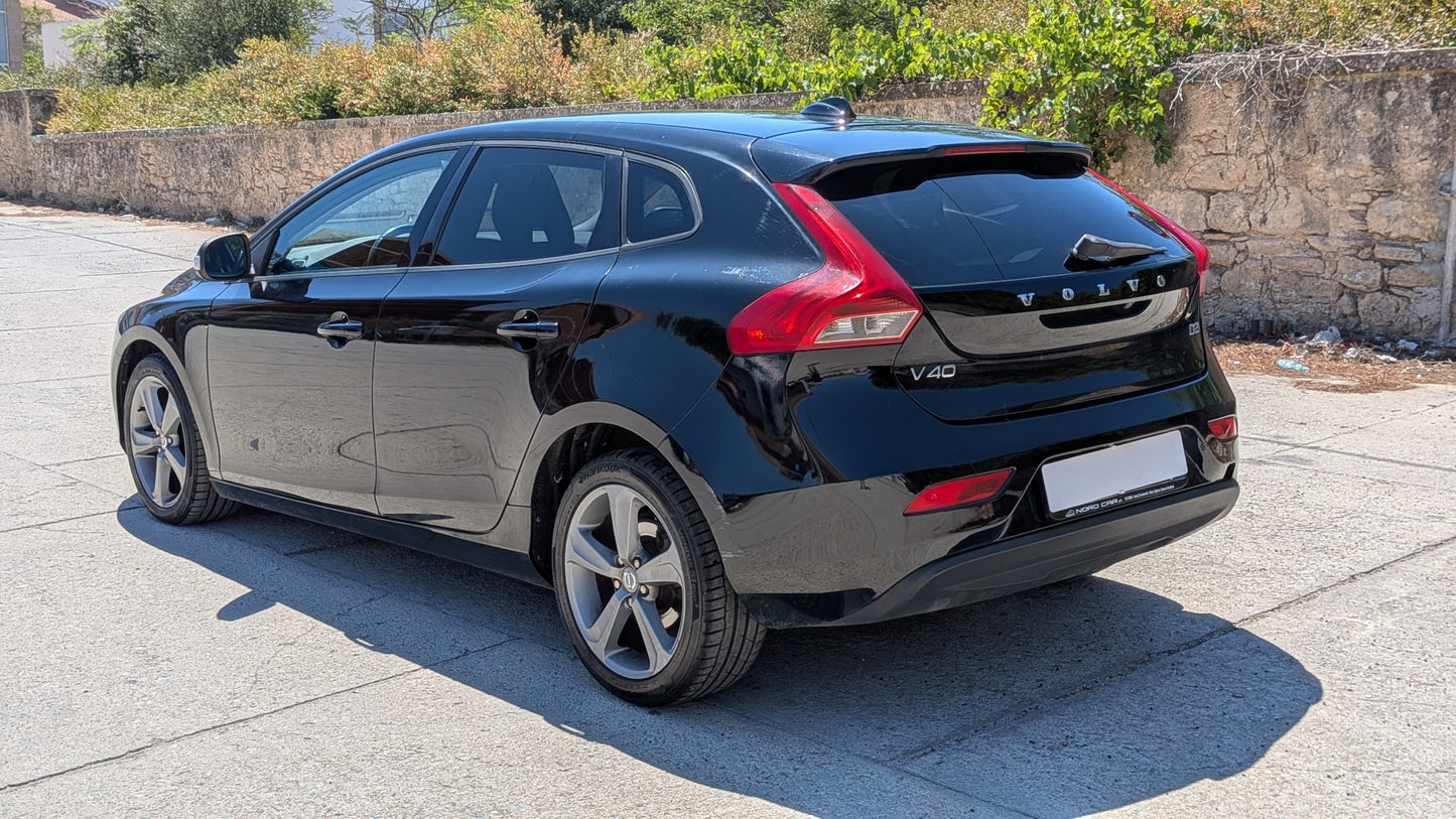 Volvo V40 D2 1.6 Diesel Momentum