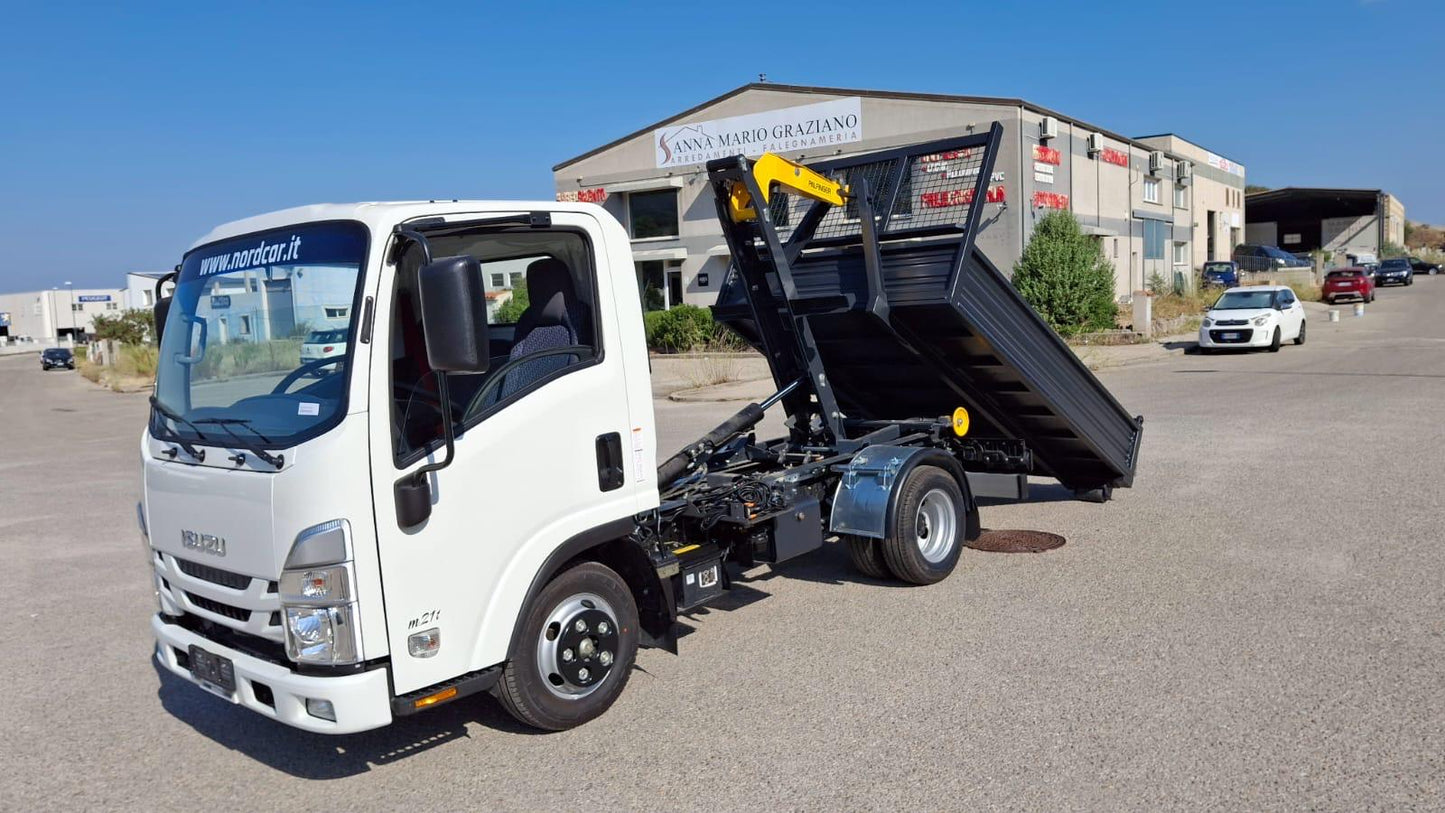 ๐ ISUZU M21 T โ Scarrabile Palfinger 30 q.li