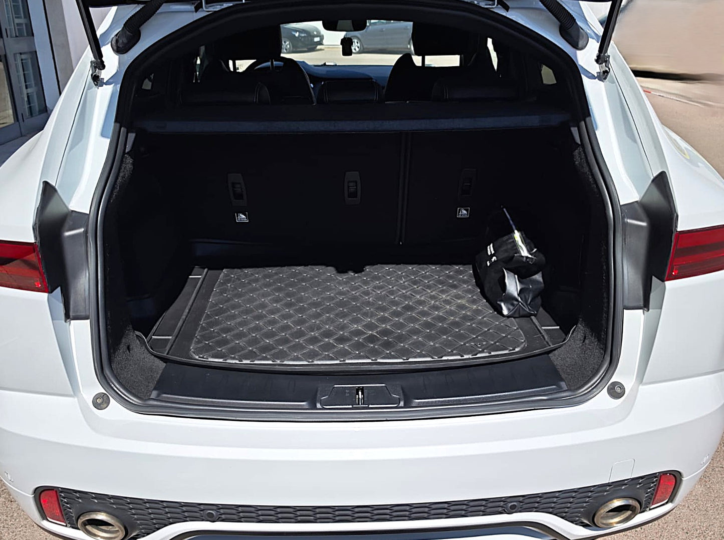 JAGUAR E-PACE X540 2.0D 150CV AWD AUT. R-DYNAMIC HSE