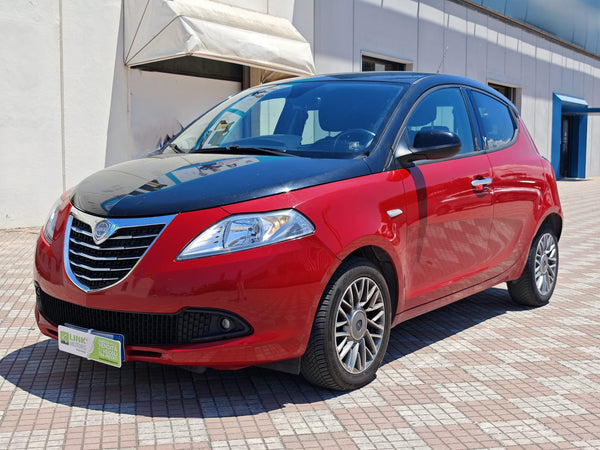 LANCIA YPSILON BLACK&RED 1.3 JTD 95CV STOP&START