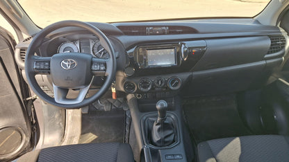 TOYOTA HILUX 2.4 D-4D EXTRA CAB COMFORT 4x4