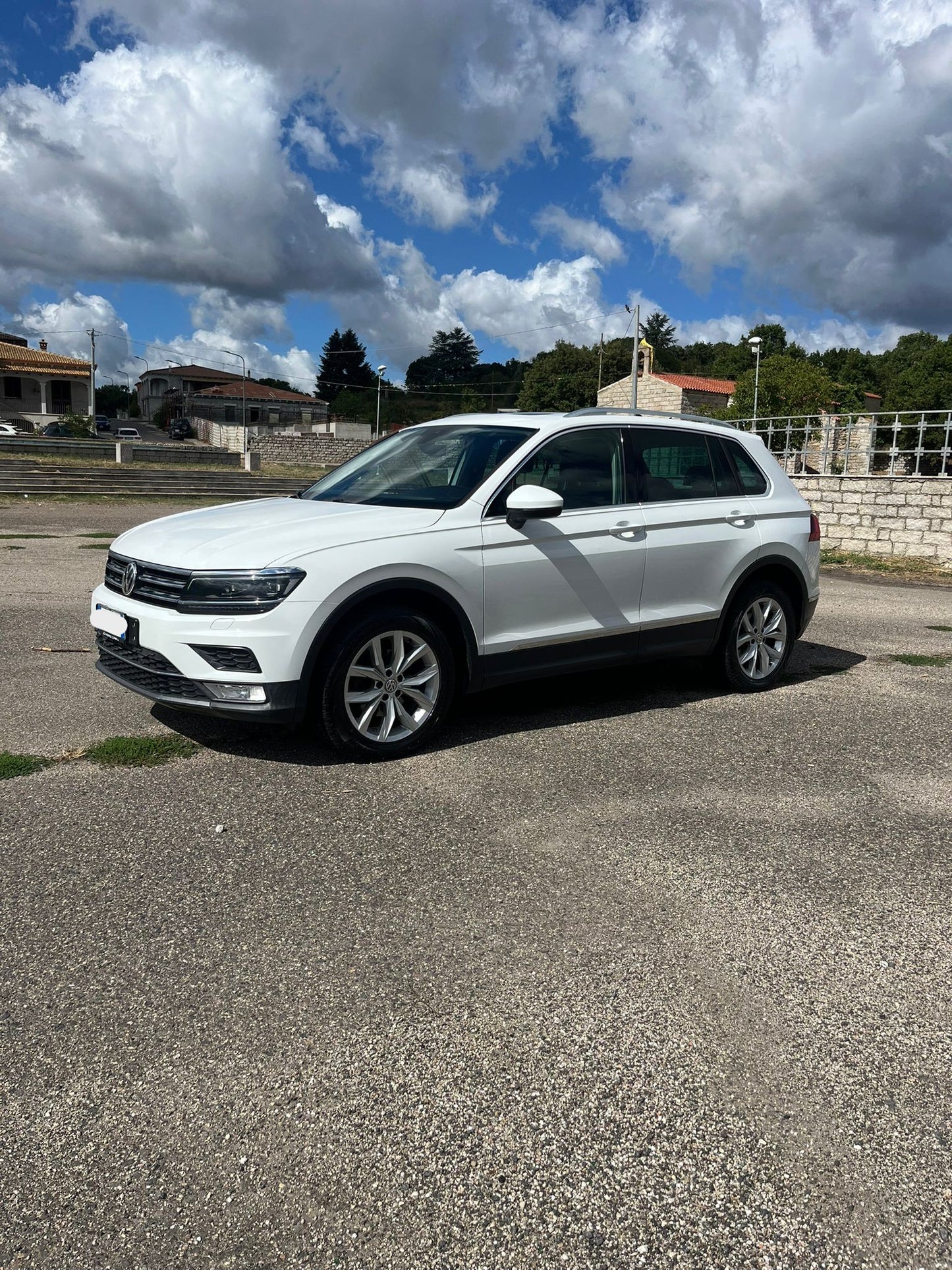 VOLKSWAGEN TIGUAN 2.0 TDI SCR 4MOTION Advanced BlueMotion Technology – 150 CV Immatricolazione: 02/2017 – 207.000 km