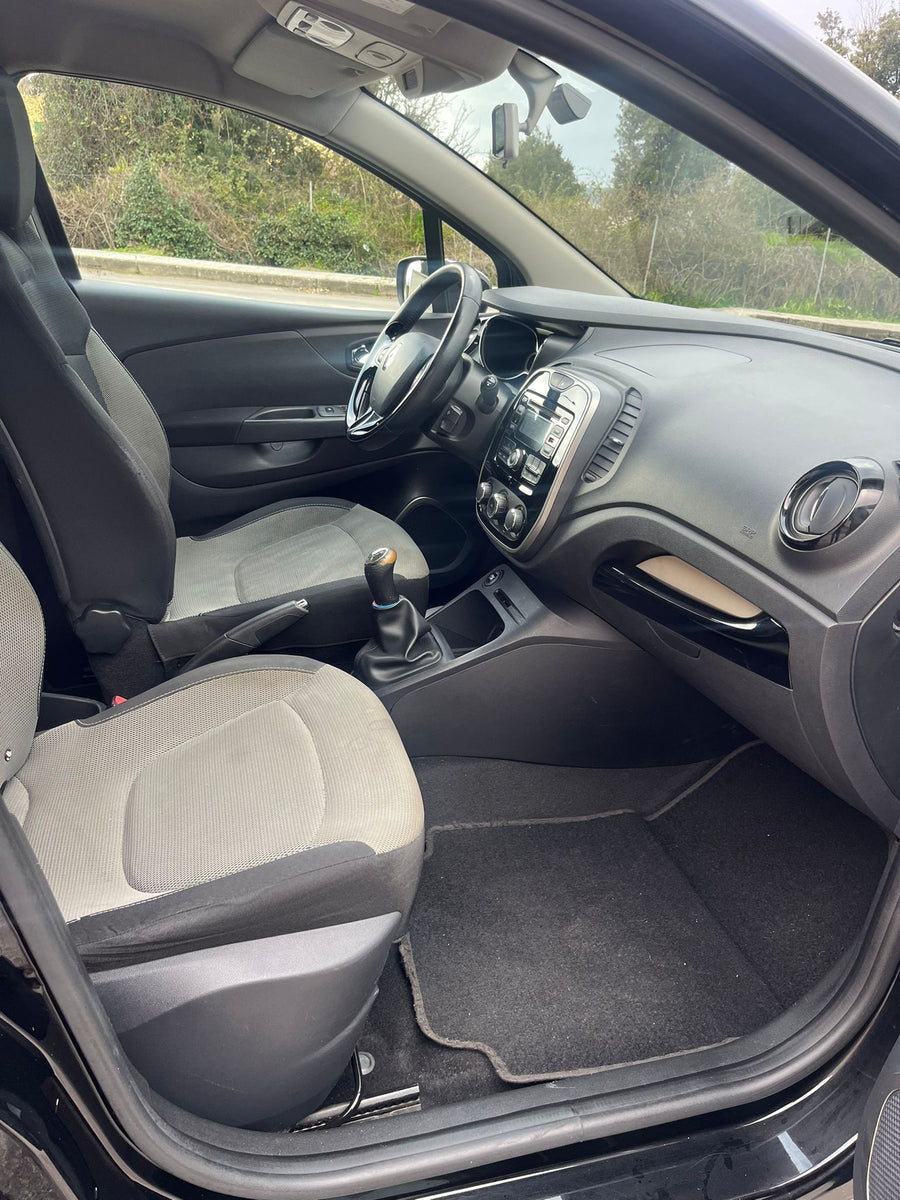 RENAULT Captur 1.5 dCi Energy Zen – 90 CV | 02/2017 | 129.400 km