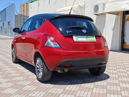 LANCIA YPSILON BLACK&RED 1.3 JTD 95CV STOP&START