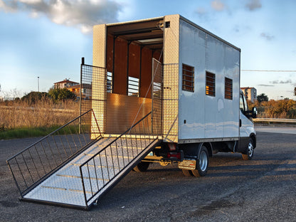 🚛 IVECO Daily 35C13 2.3 – Allestimento Trasporto Animali Vivi