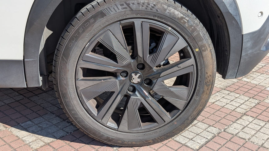 PEUGEOT 2008 1.5 BLUEHDi S&S EAT8 GT LINE