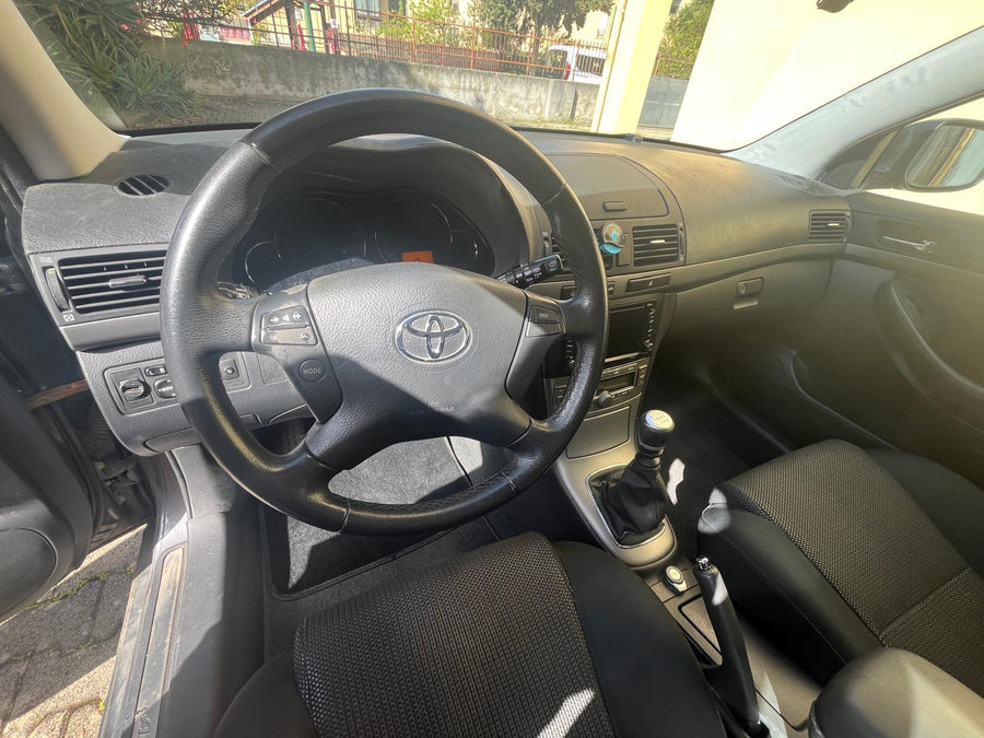 TOYOTA Avensis 2.2 D-4D 150 CV Station Wagon | 02/2008 | 157.300 km