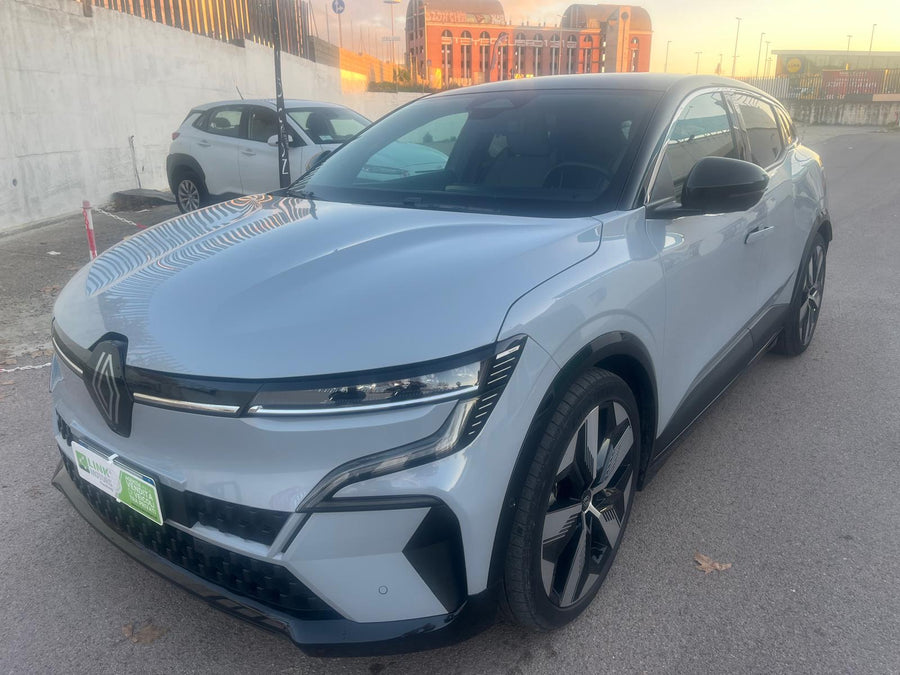 RENAULT MEGANE E-TECH ELECTRIC — 220 CV | Automatica | 12/2022 | 35.800 km