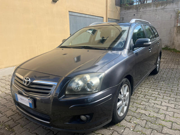 TOYOTA Avensis 2.2 D-4D 150 CV Station Wagon | 02/2008 | 157.300 km