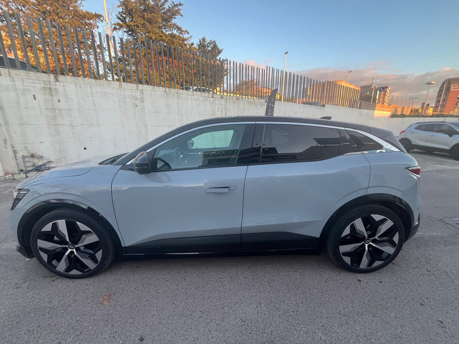 RENAULT MEGANE E-TECH ELECTRIC — 220 CV | Automatica | 12/2022 | 35.800 km
