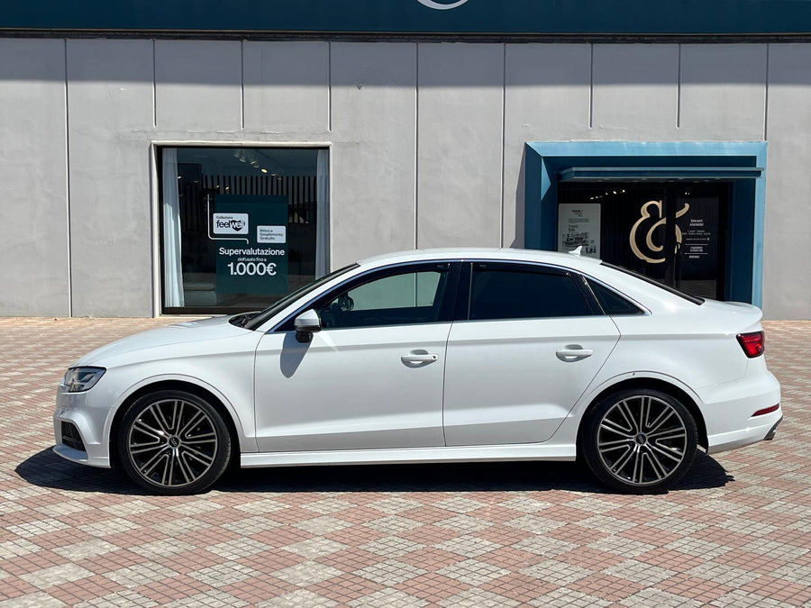 AUDI A3 Sedan 2.0 TDI 150 CV S tronic Sport — 07/2016 | 182.000 km