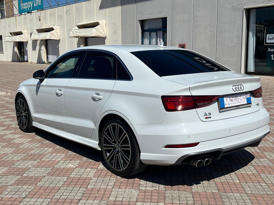 AUDI A3 Sedan 2.0 TDI 150 CV S tronic Sport — 07/2016 | 182.000 km