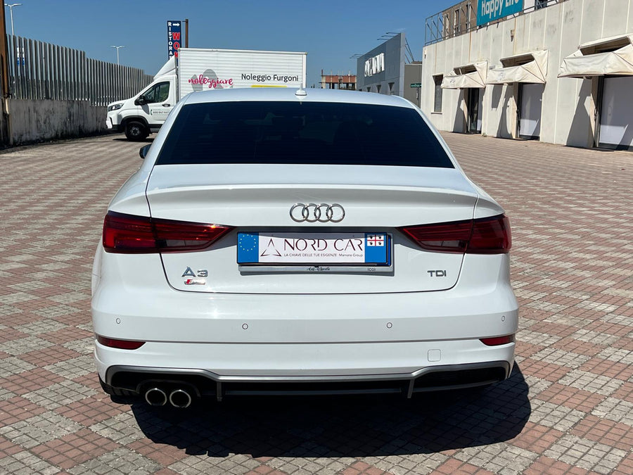 AUDI A3 Sedan 2.0 TDI 150 CV S tronic Sport — 07/2016 | 182.000 km