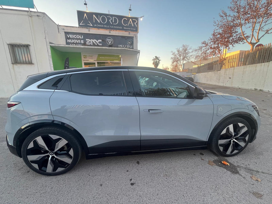 RENAULT MEGANE E-TECH ELECTRIC — 220 CV | Automatica | 12/2022 | 35.800 km