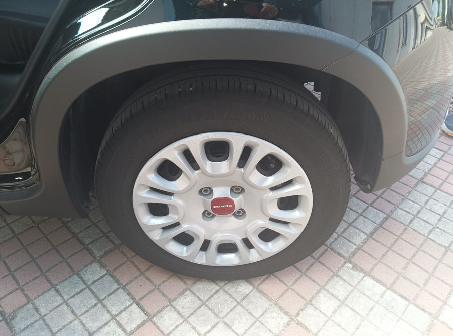 FIAT Panda 1.0 FireFly Hybrid — 70 CV | 03/2024 | 27.000 km
