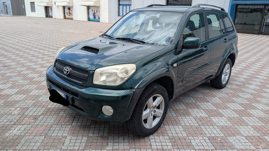 ♦ TOYOTA RAV4 2.0 DIESEL – ANNO 2004