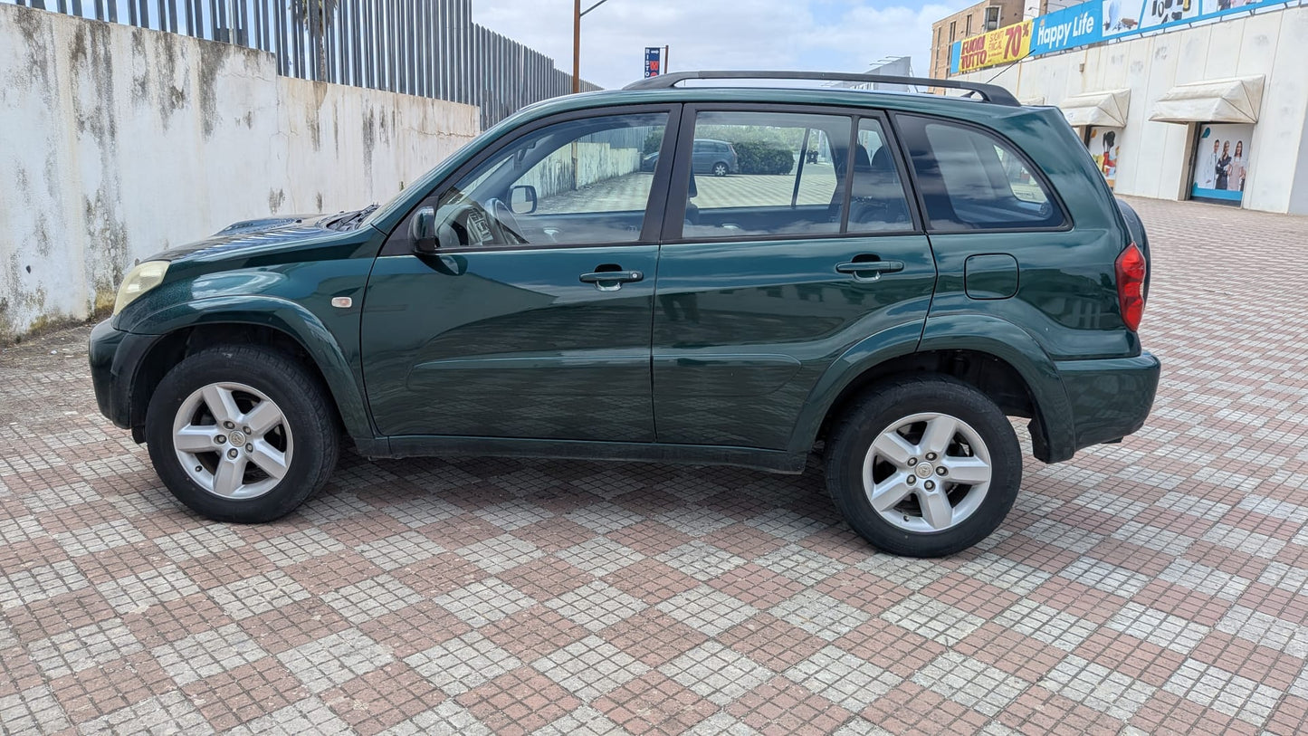 ♦ TOYOTA RAV4 2.0 DIESEL – ANNO 2004