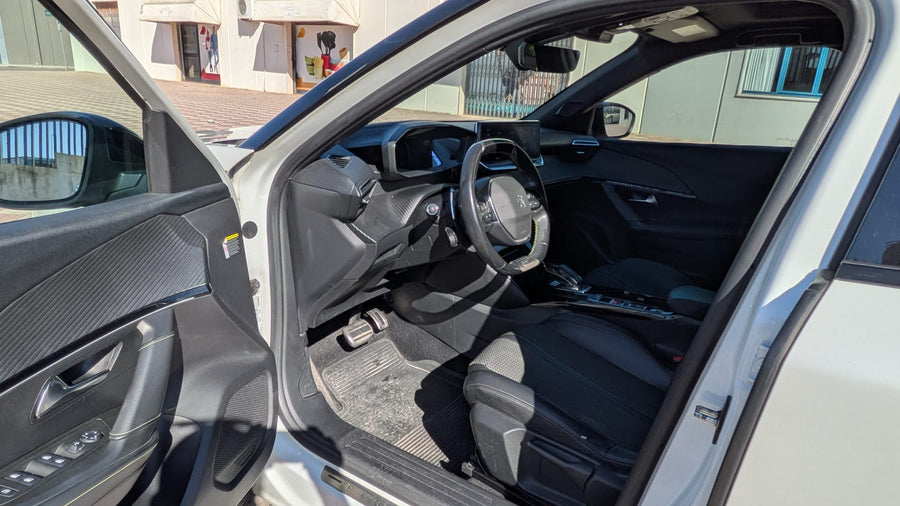 PEUGEOT 2008 1.5 BLUEHDi S&S EAT8 GT LINE