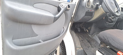 🚛 Mercedes Sprinter 2.2 CDI – Ribaltabile Trilaterale con Gru Ferrari 3 sfili
