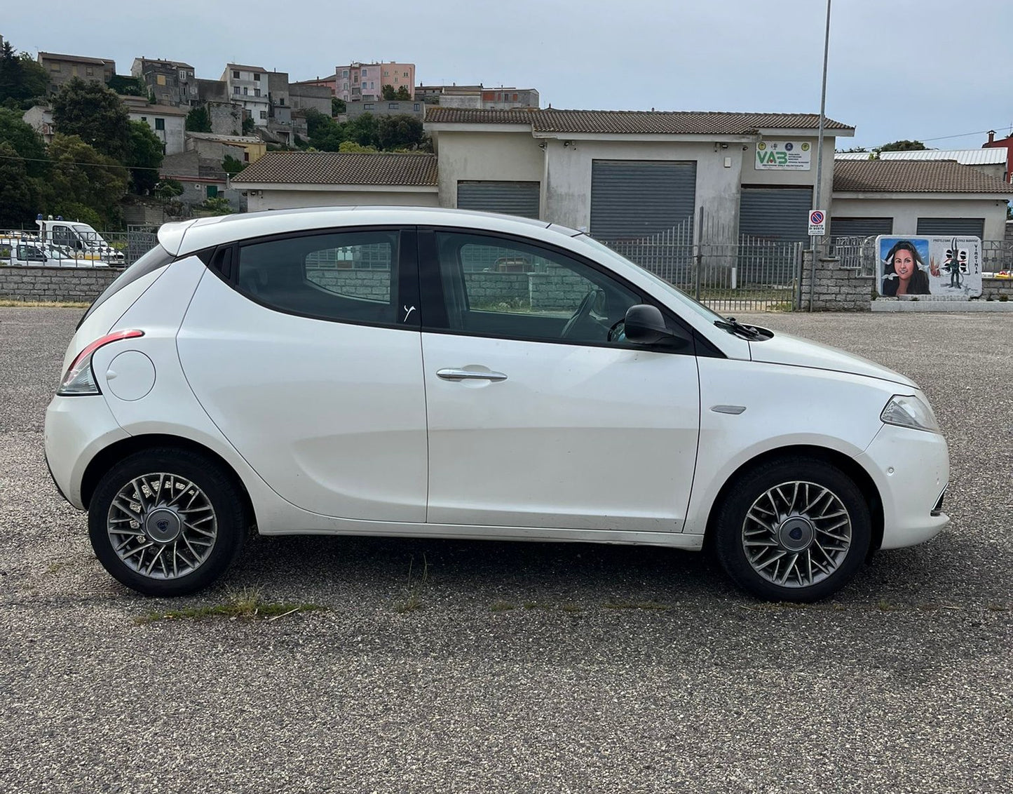 LANCIA YPSILON 1.3 MJT 95CV PLATINUM