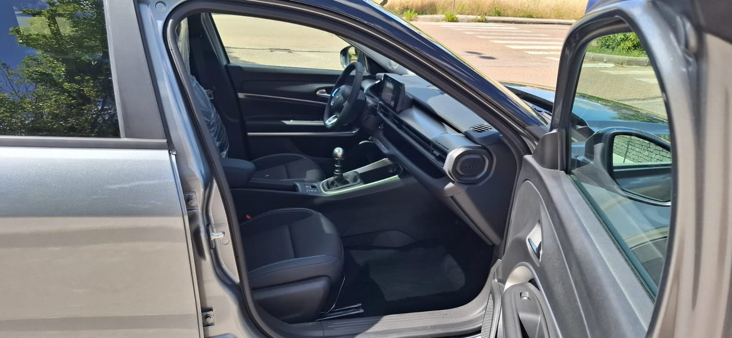 JEEP AVENGER SUMMIT 1.2 TURBO 100CV – KM ZERO GENNAIO 2025