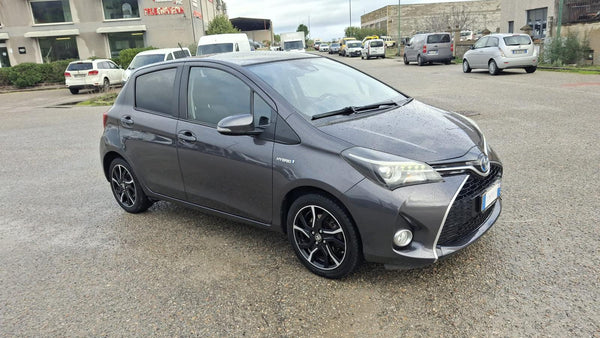 Toyota Yaris 1.5 Hybrid Style — 101 CV | 03/2017 | 110.830 km
