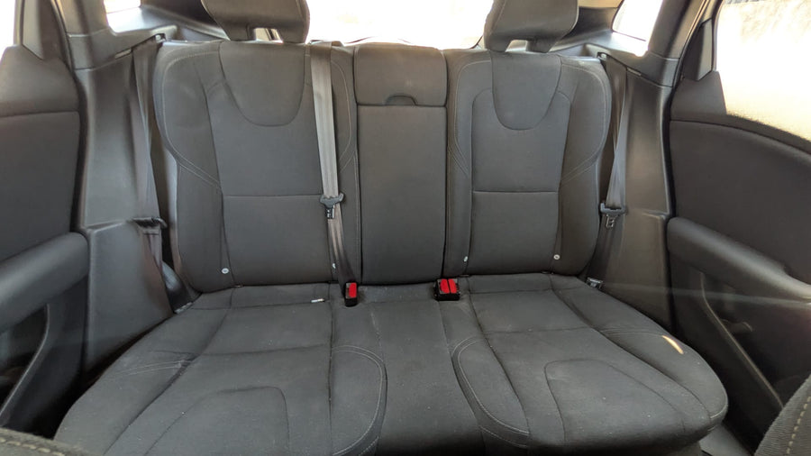 VOLVO V40 D2 1.6 Momentum — 114 CV | 11/2014 | 129.000 km