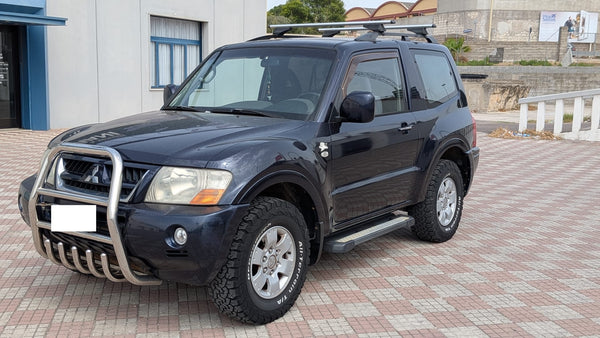 MITSUBISHI PAJERO 2.5 TDI 3p. GLX Diesel • 115 CV • Manuale • 04/2004 • 193.200 km