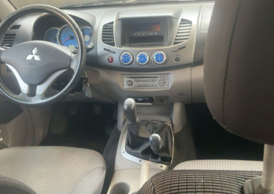 MITSUBISHI L200 2.5 DI-D Intense Doppia Cabina 4WD | 2006 | 218.937 km