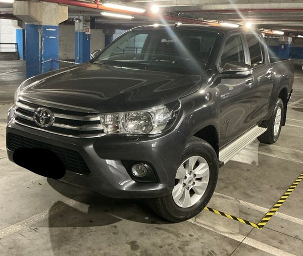 TOYOTA HILUX 2.4 D-4D DOUBLE CAB LOUNGE 150 CV 4X2 – 07/2019 – 190.032 KM