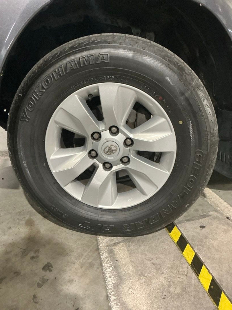 TOYOTA HILUX 2.4 D-4D DOUBLE CAB LOUNGE 150 CV 4X2 – 07/2019 – 190.032 KM