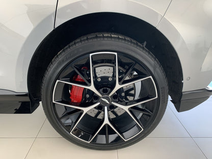 Aston Martin DBX 707 4.0 V8 Biturbo – 707 CV – 01/2023 – 36.300 km