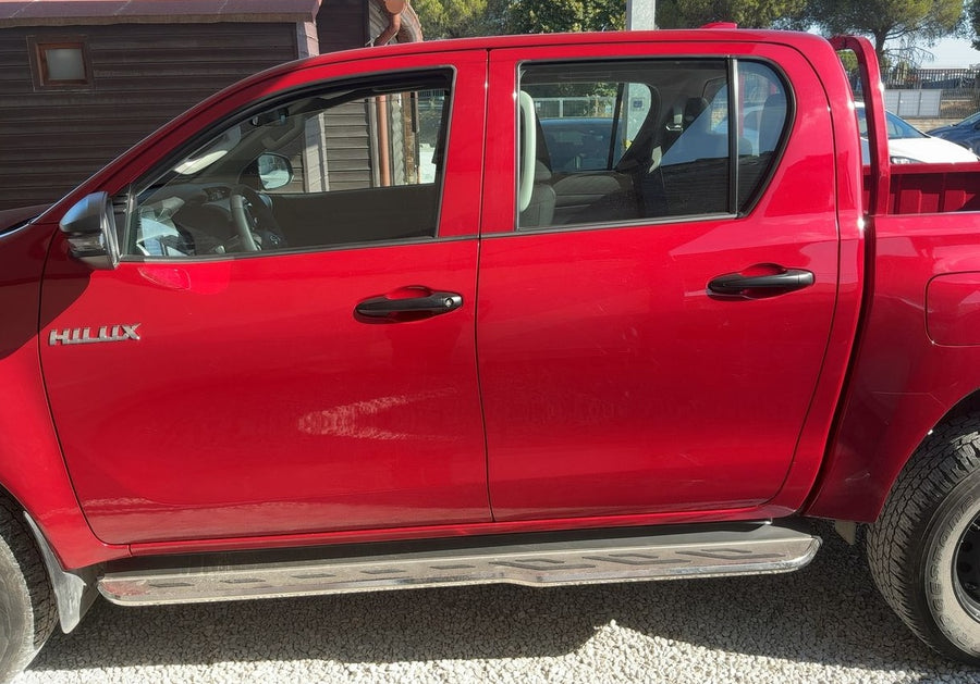 TOYOTA HILUX 2.4 D-4D Double Cab Comfort 4x4 150 CV Anno 05/2023 • 30.870 km • Diesel