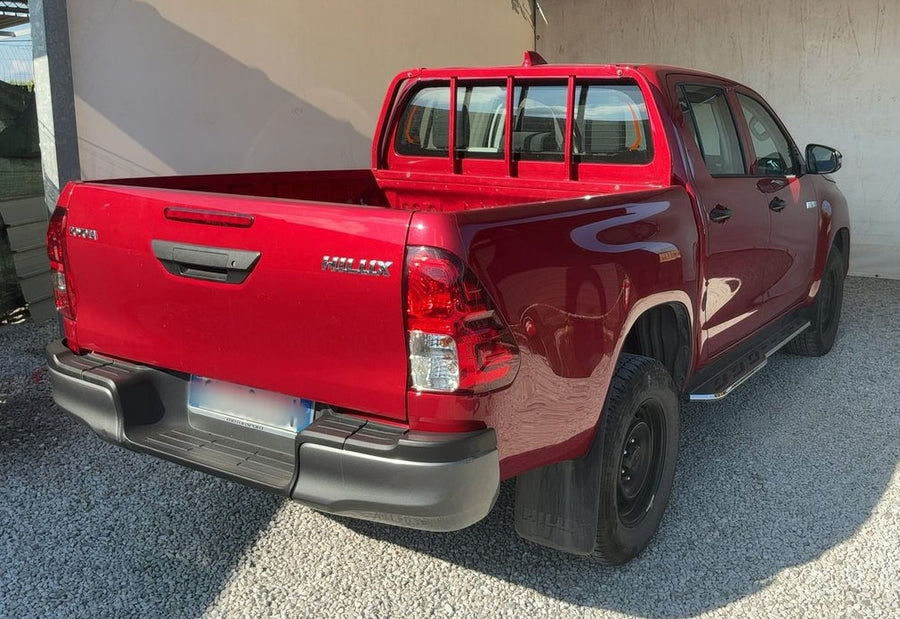 TOYOTA HILUX 2.4 D-4D Double Cab Comfort 4x4 150 CV Anno 05/2023 • 30.870 km • Diesel