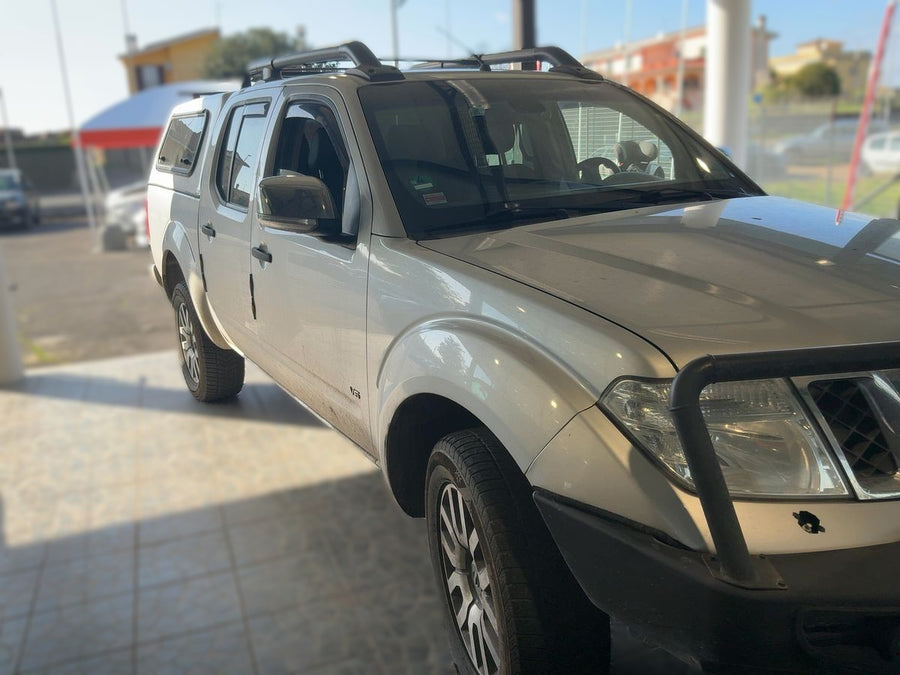 Nissan Navara 3.0 V6 dCi Double Cab LE 4x4 230CV | 12/2014 | 142.814 km