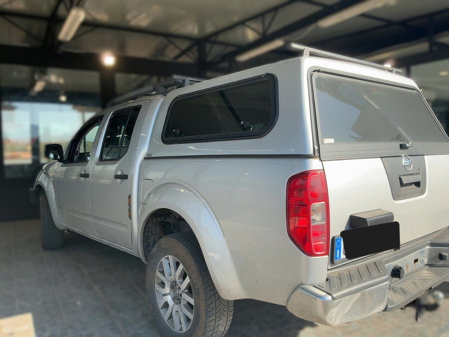 Nissan Navara 3.0 V6 dCi Double Cab LE 4x4 230CV | 12/2014 | 142.814 km