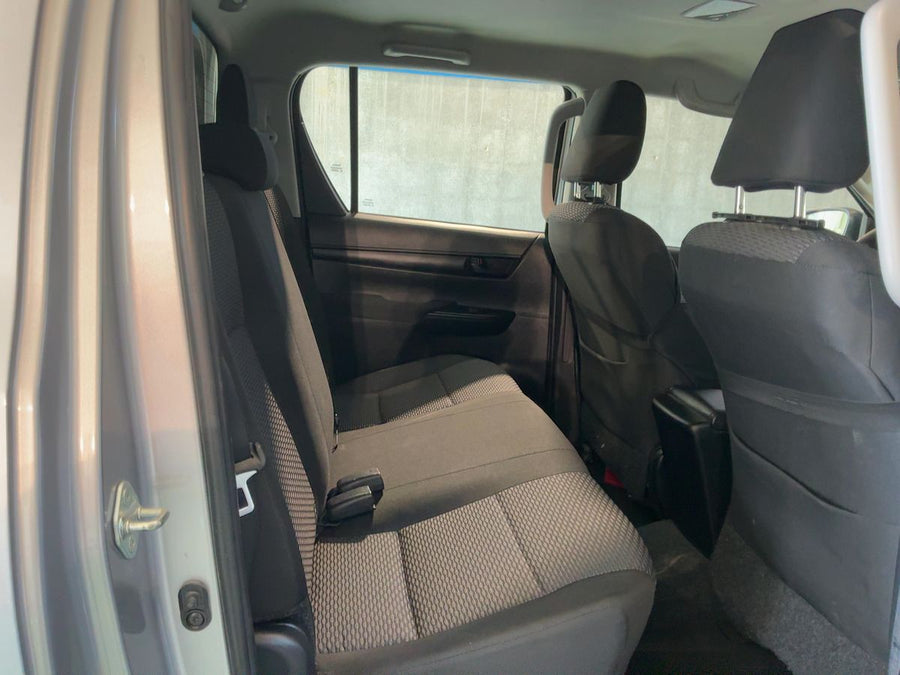 TOYOTA HILUX 2.4 D-4D DOUBLE CAB COMFORT 4X4 – HARD TOP – 05-2021  - 75.113 KM
