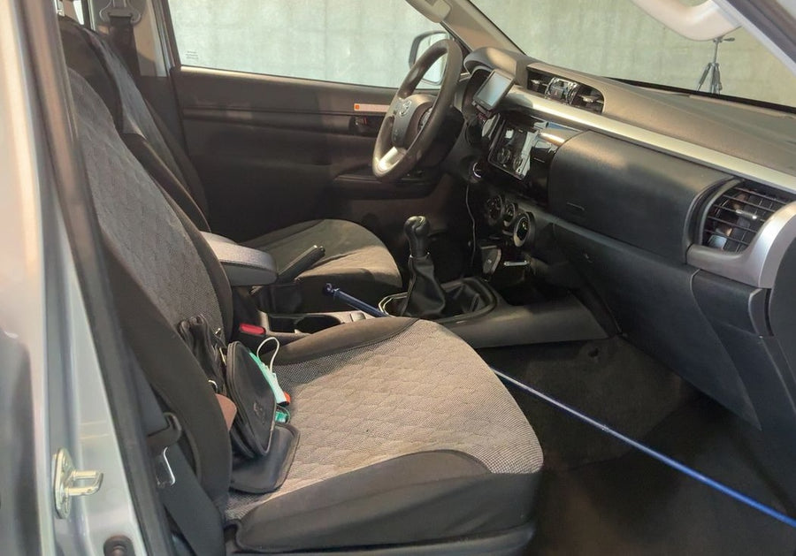 TOYOTA HILUX 2.4 D-4D DOUBLE CAB COMFORT 4X4 – HARD TOP – 05-2021  - 75.113 KM