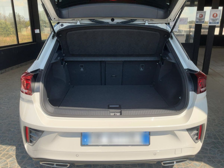 VOLKSWAGEN T-ROC 1.5 TSI ACT R-LINE  Benzina • 150 CV • Manuale • 11/2022 • 47.530 km