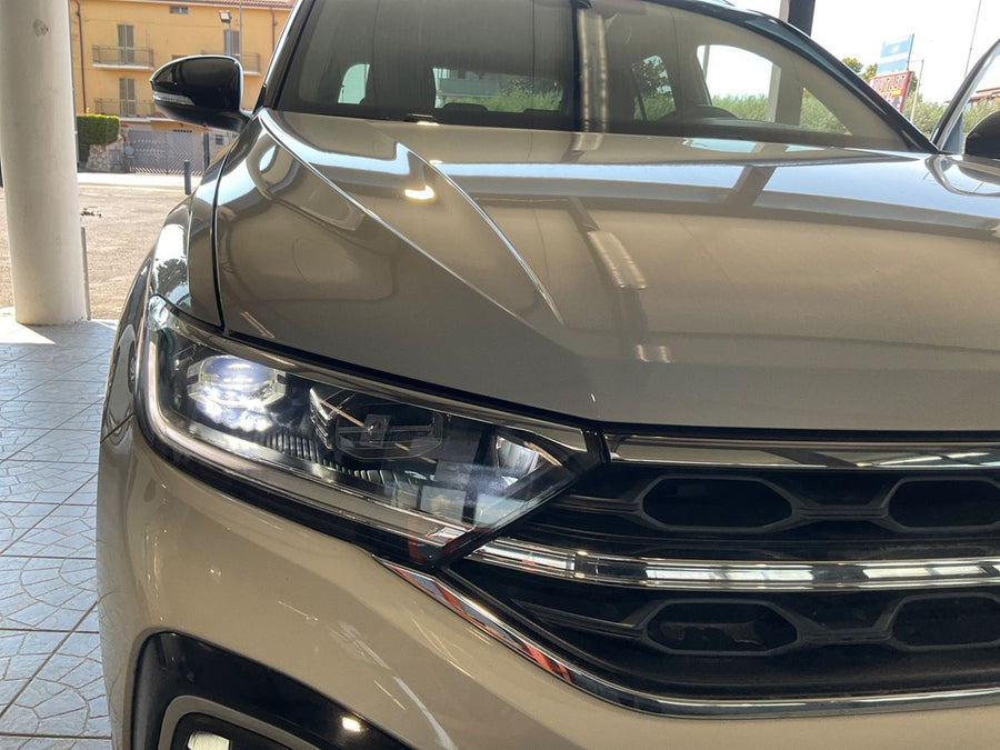 VOLKSWAGEN T-ROC 1.5 TSI ACT R-LINE  Benzina • 150 CV • Manuale • 11/2022 • 47.530 km