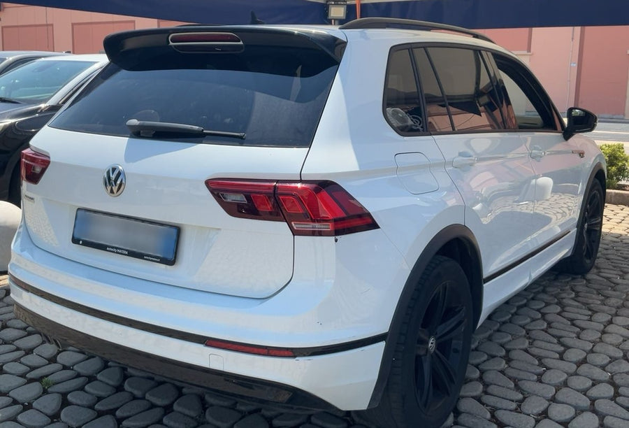 VOLKSWAGEN TIGUAN 1.6 TDI SCR SPORT R-LINE BLACK STYLE – 116 CV | 2019 | 129.950 KM