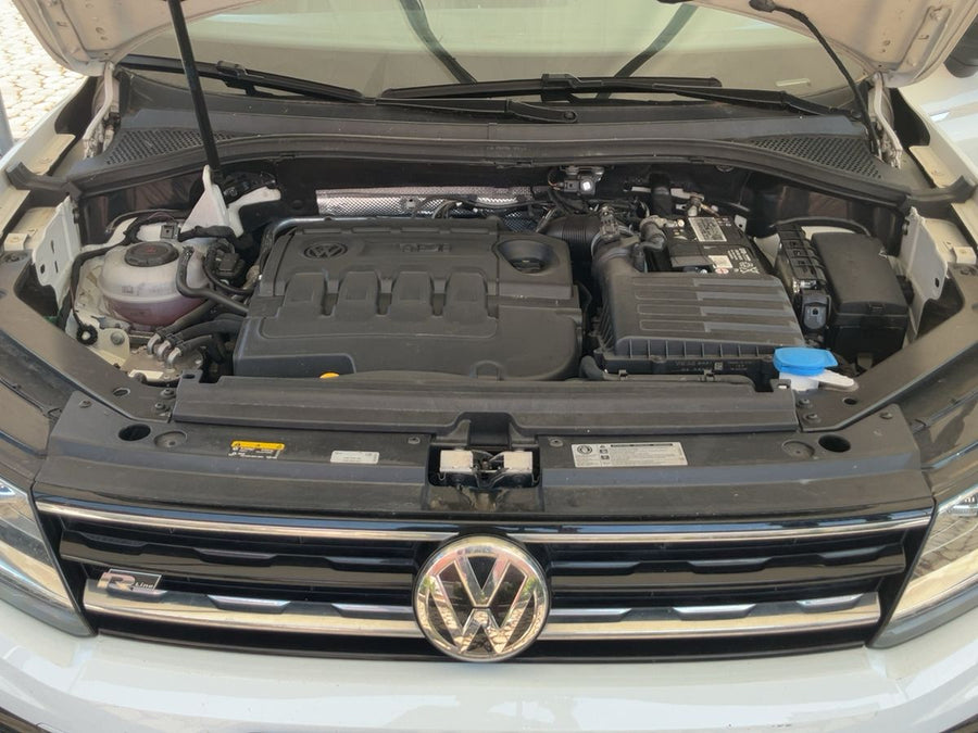 VOLKSWAGEN TIGUAN 1.6 TDI SCR SPORT R-LINE BLACK STYLE – 116 CV | 2019 | 129.950 KM