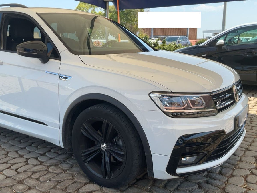 VOLKSWAGEN TIGUAN 1.6 TDI SCR SPORT R-LINE BLACK STYLE – 116 CV | 2019 | 129.950 KM