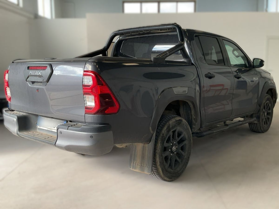 TOYOTA Hilux 2.8 D-4D Double Cab Invincible 4x4 — 204 CV | 07/2022 | 49.649 km