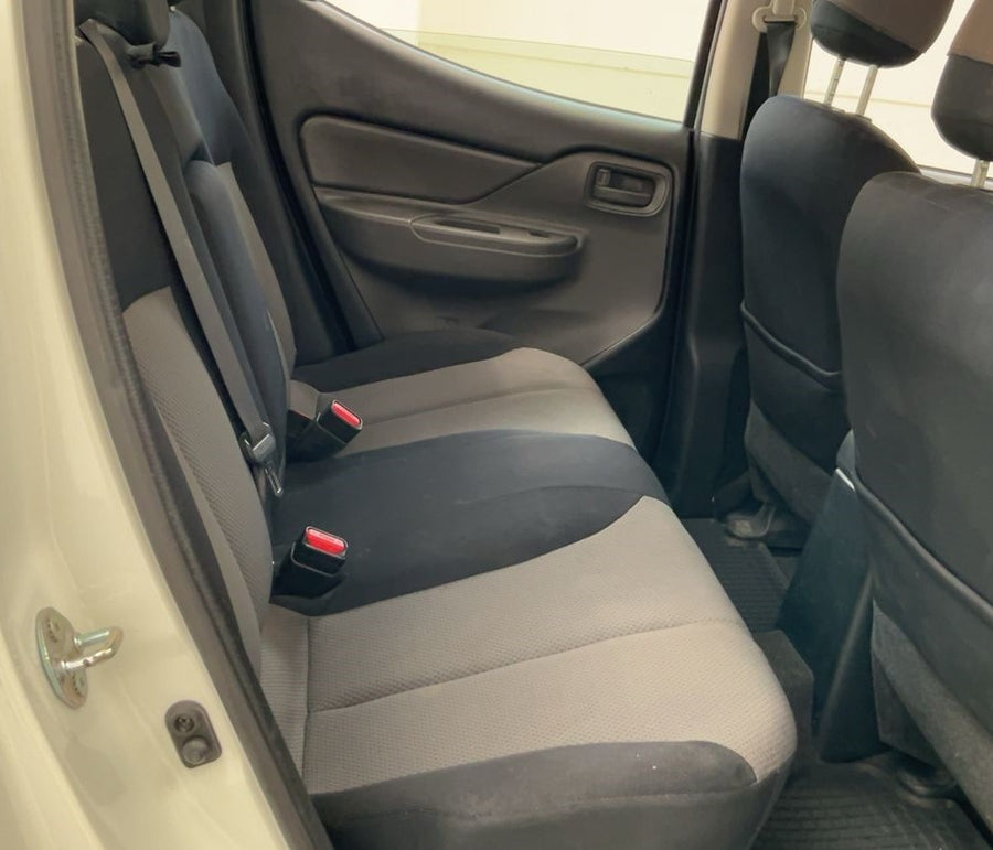 Mitsubishi L200 2.4 DI-D Basis Double Cab 4WD — 155 CV | 09/2020 | 75.162 km