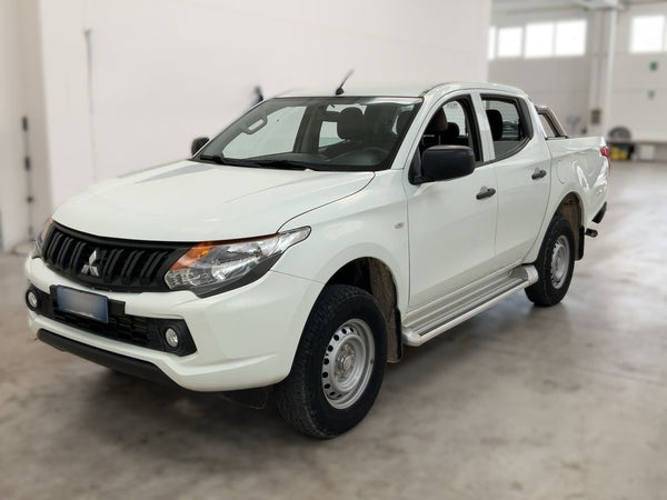 Mitsubishi L200 2.4 DI-D Basis Double Cab 4WD — 155 CV | 09/2020 | 75.162 km