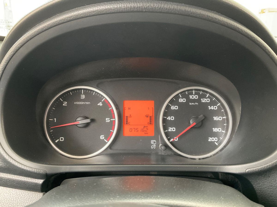 Mitsubishi L200 2.4 DI-D Basis Double Cab 4WD — 155 CV | 09/2020 | 75.162 km