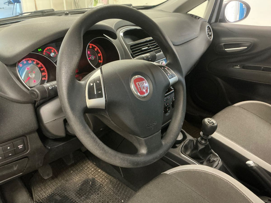 FIAT PUNTO 1.2 EASY – 70 CV – 2012 – 80.873 KM