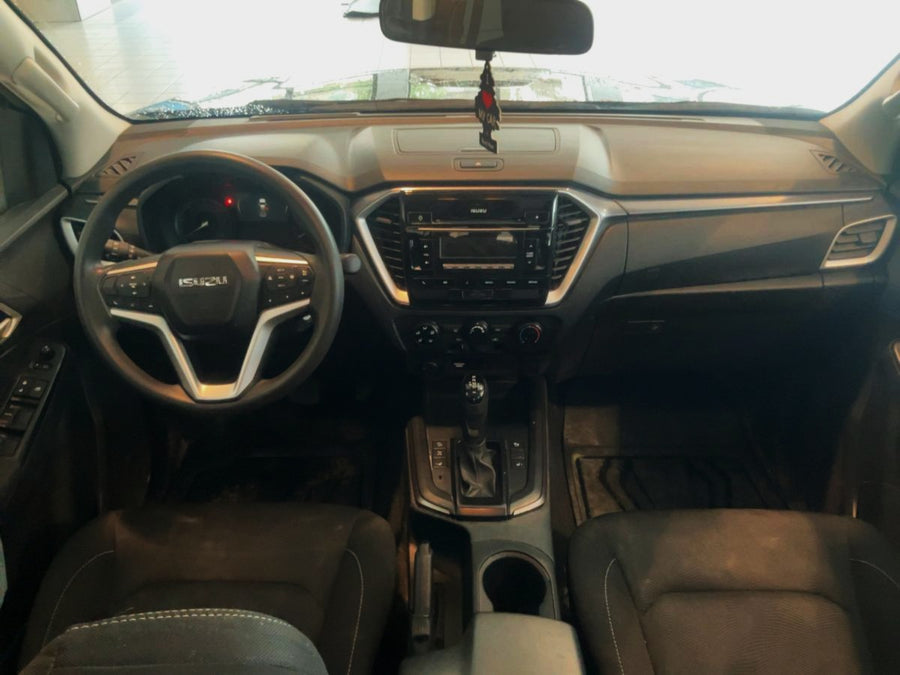 ISUZU D-MAX 1.9 Turbodiesel Double Cab 4WD L 163CV Automatica | 05/2023 | 39.733 km